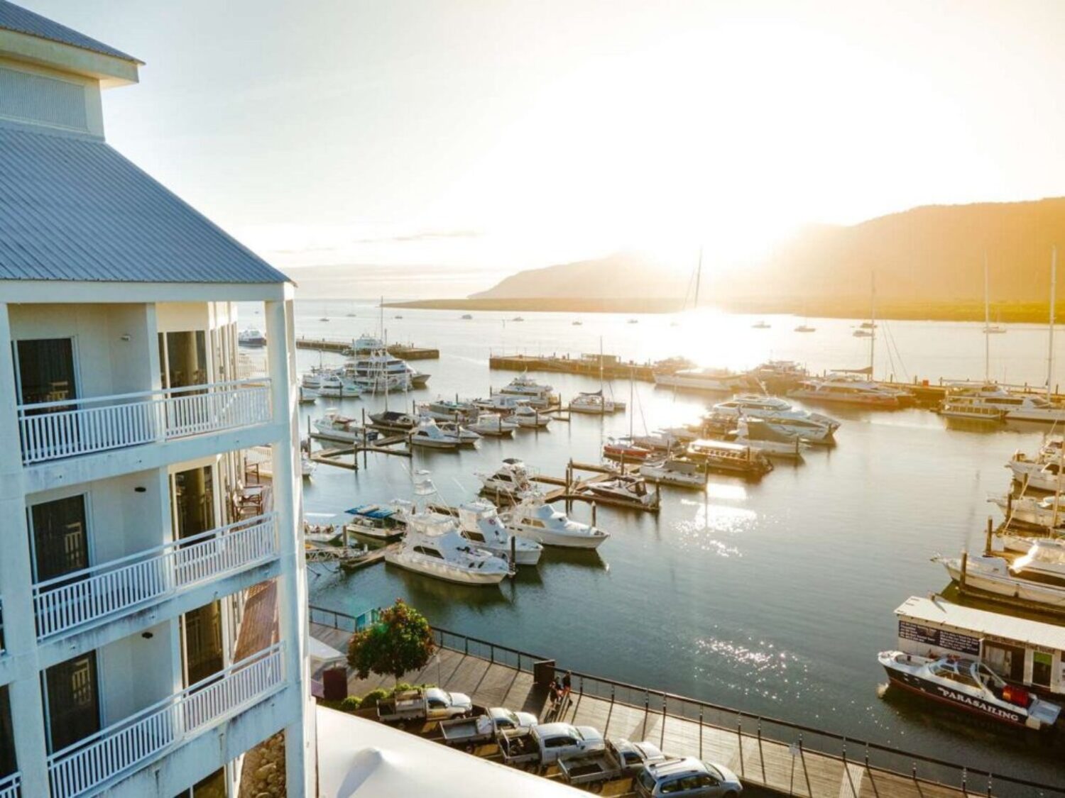 LSF-ShangriLaTheMarina2