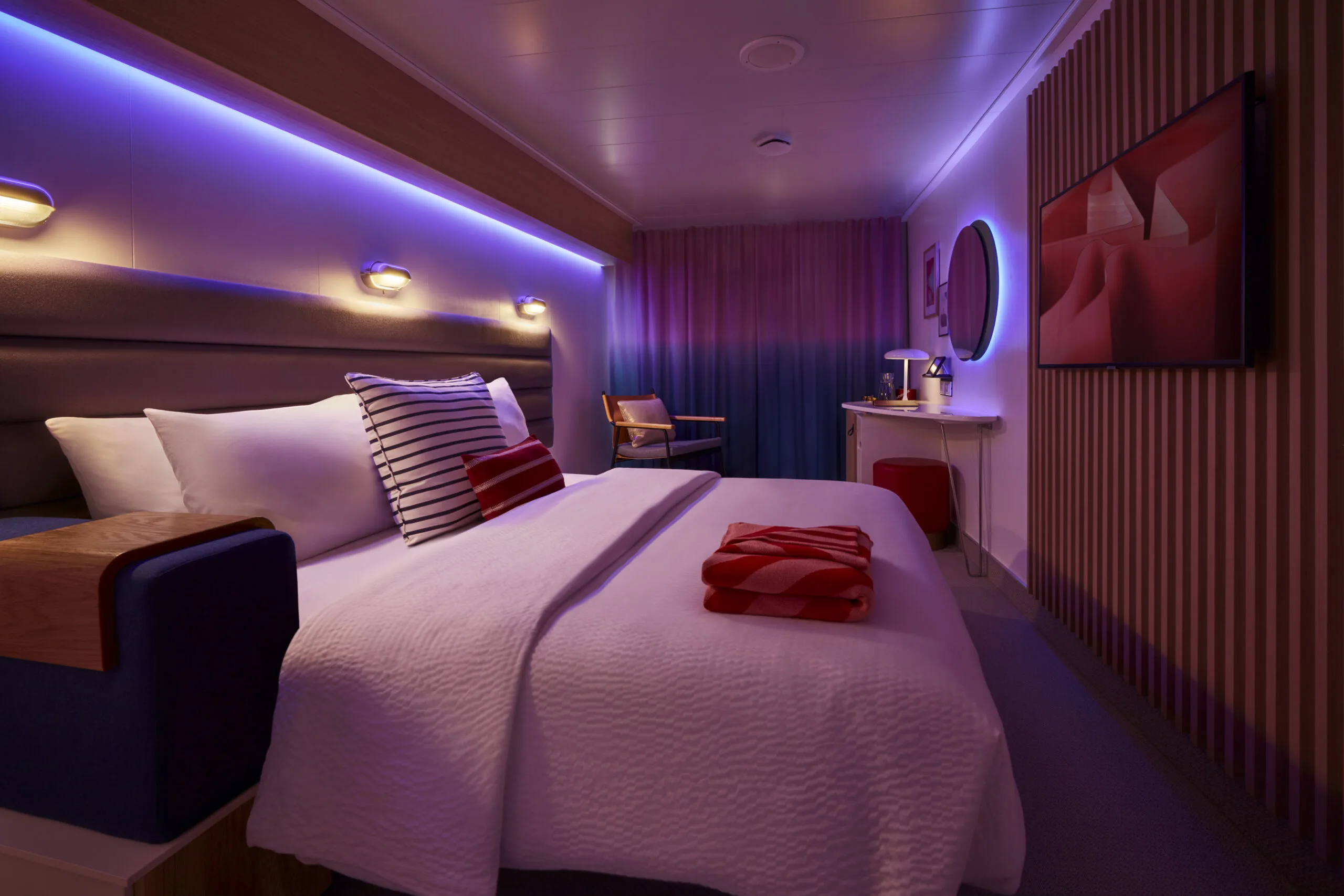 IMG-SCL-2021-CAB-sea-terrace-interior-bed-configuration-night-UNCROPPED-scaled IMG-SCL-2021-CAB-sea-terrace-interior-bed-configuration-night-UNCROPPED-scaled
