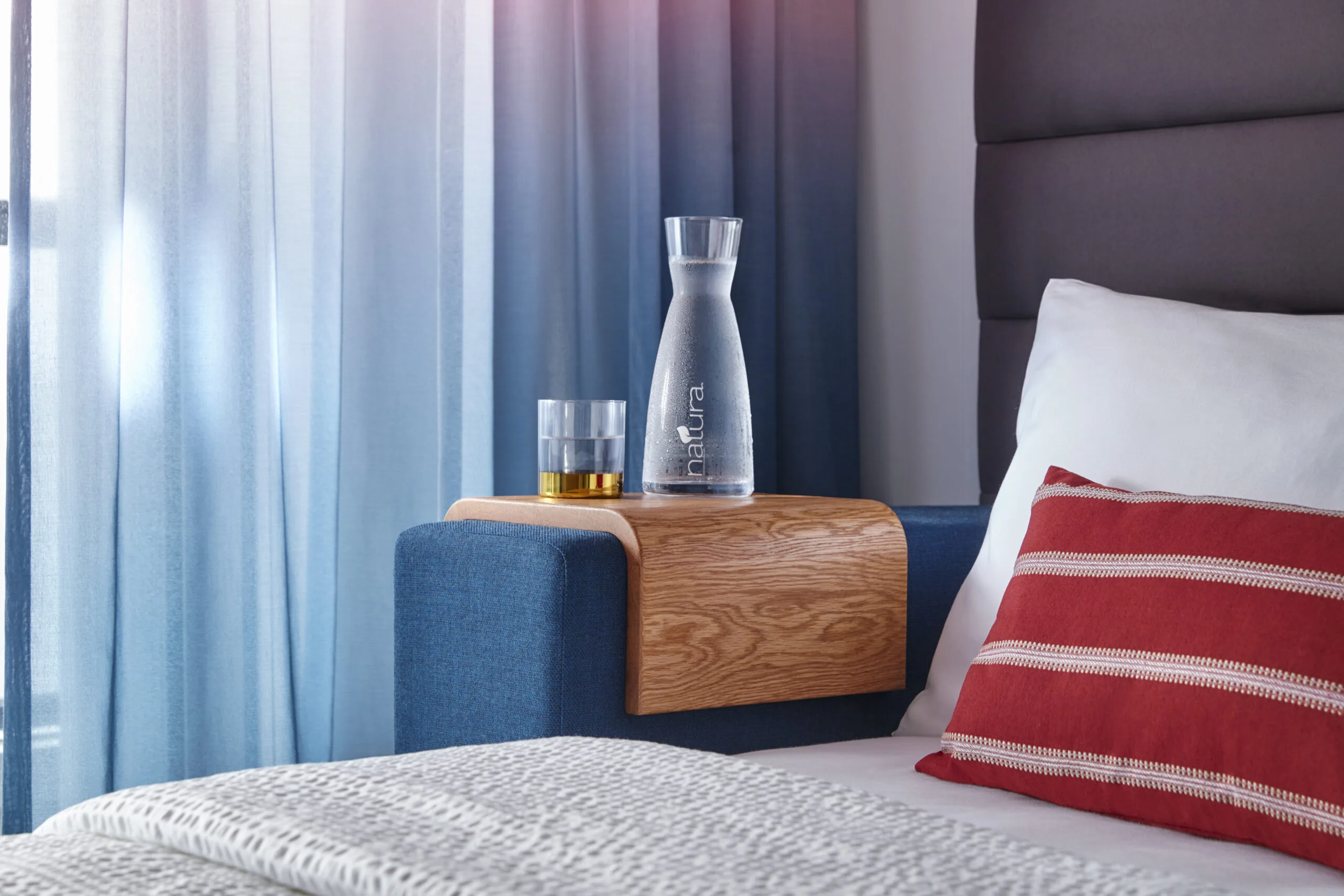 IMG-SCL-2021-CAB-sea-terrace-xl-editorial-natura-water-bed-cuff-UNCROPPED-scaled IMG-SCL-2021-CAB-sea-terrace-xl-editorial-natura-water-bed-cuff-UNCROPPED-scaled