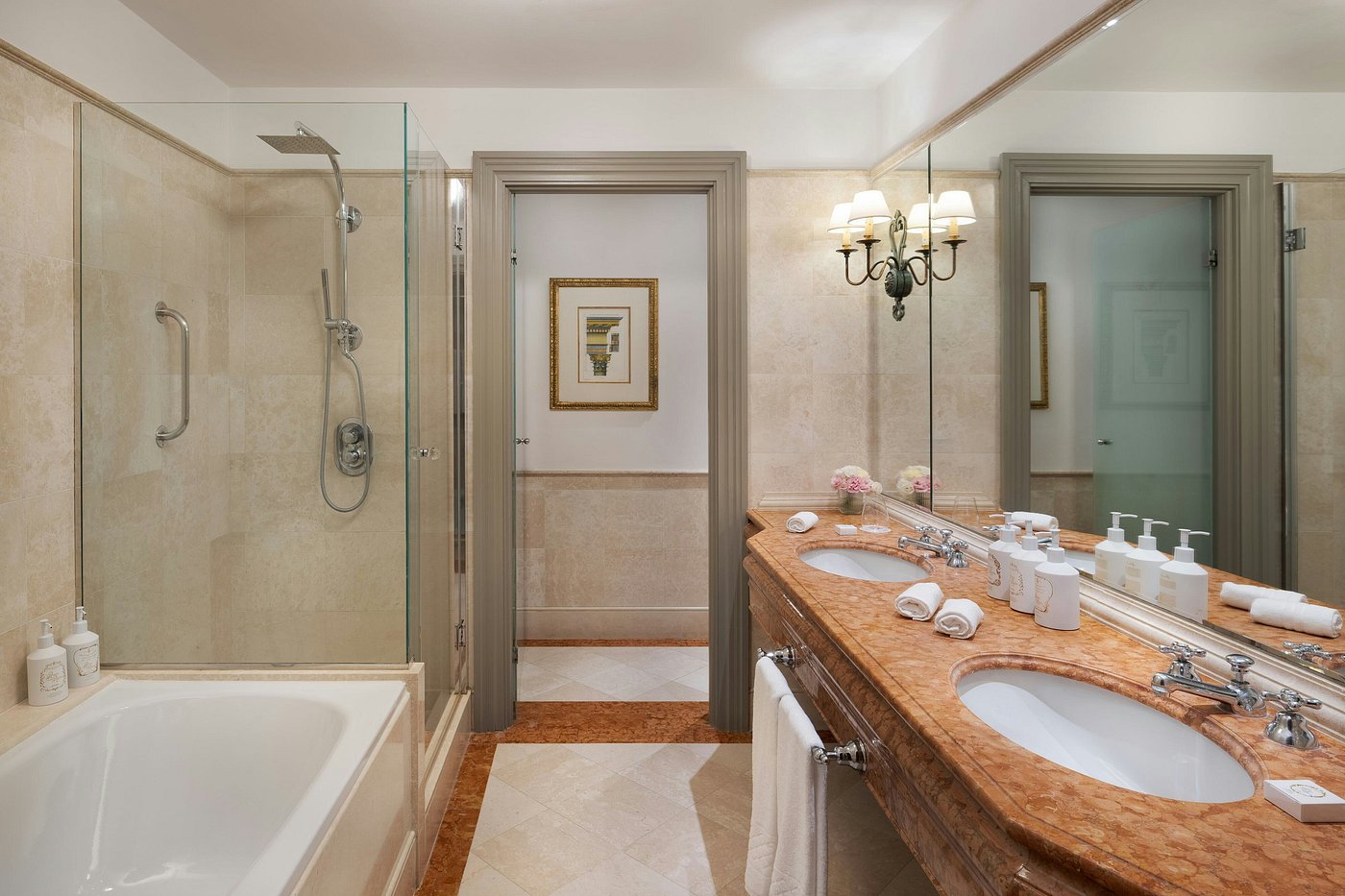 bathroom bathroom