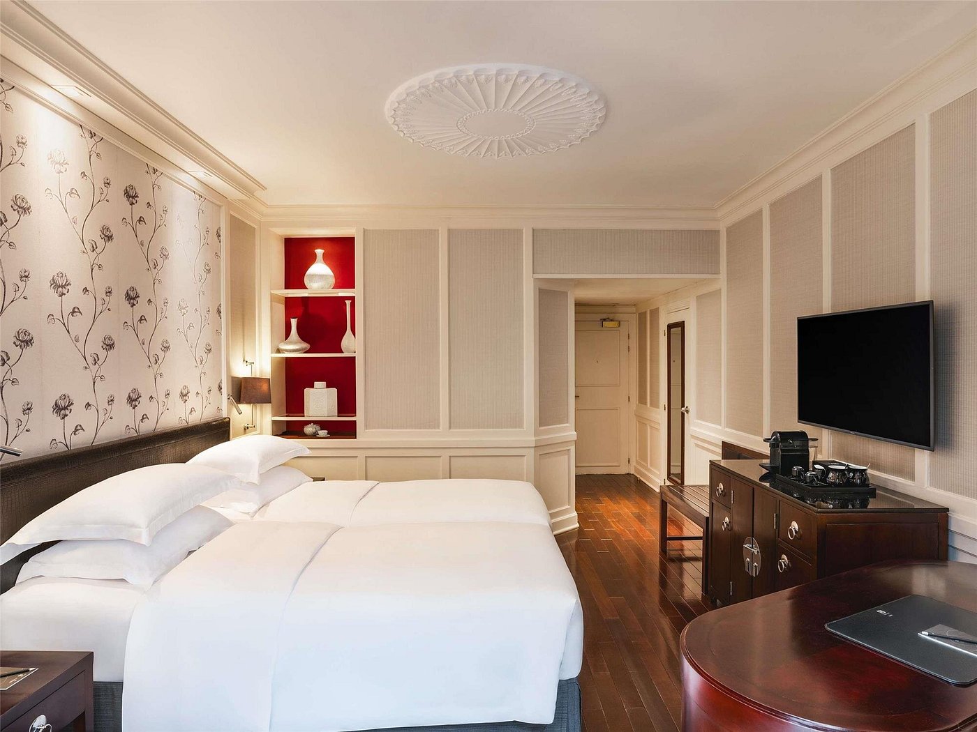 guest-room guest-room